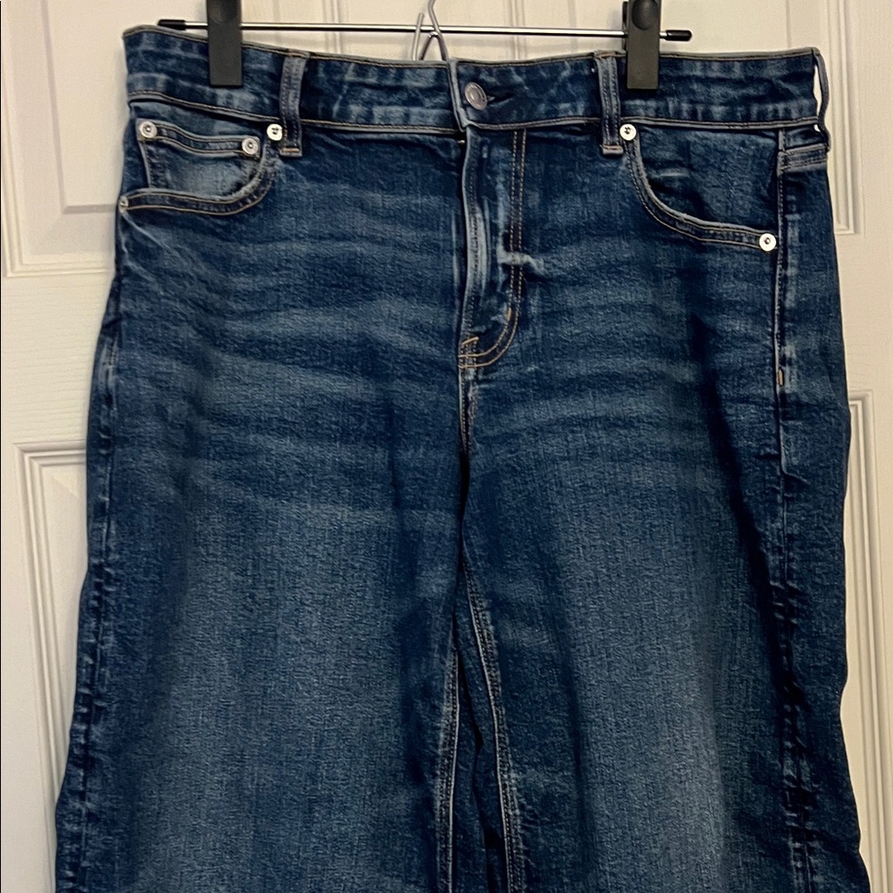 American Eagle Outfitters Women's Dark Blue Low Rise Wide Leg Jeans Size 10S - Picture 8 of 11